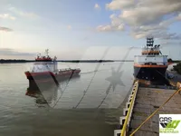 Navire d'approvisionnement à vendre