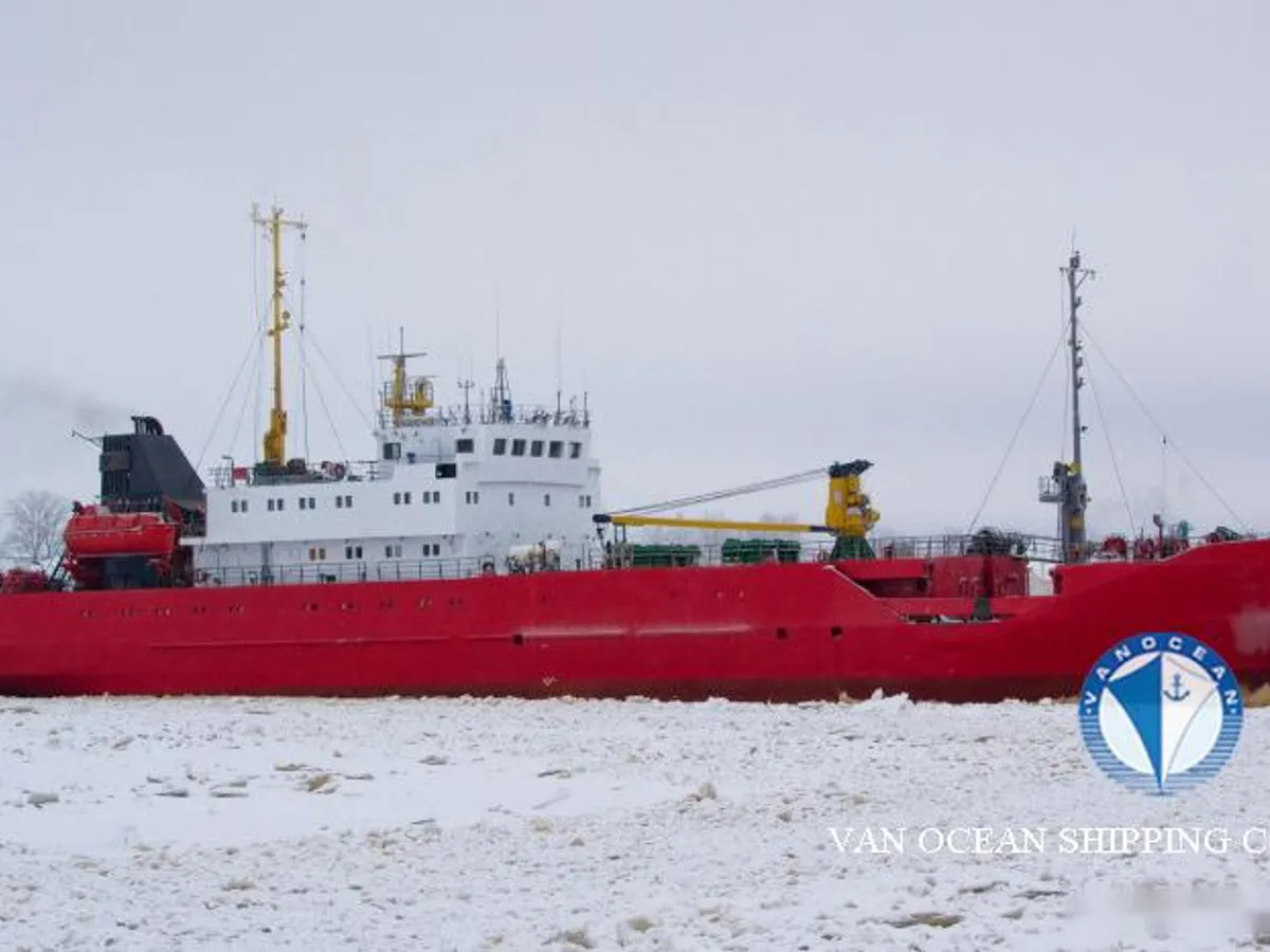 Navire frigorifique à vendre