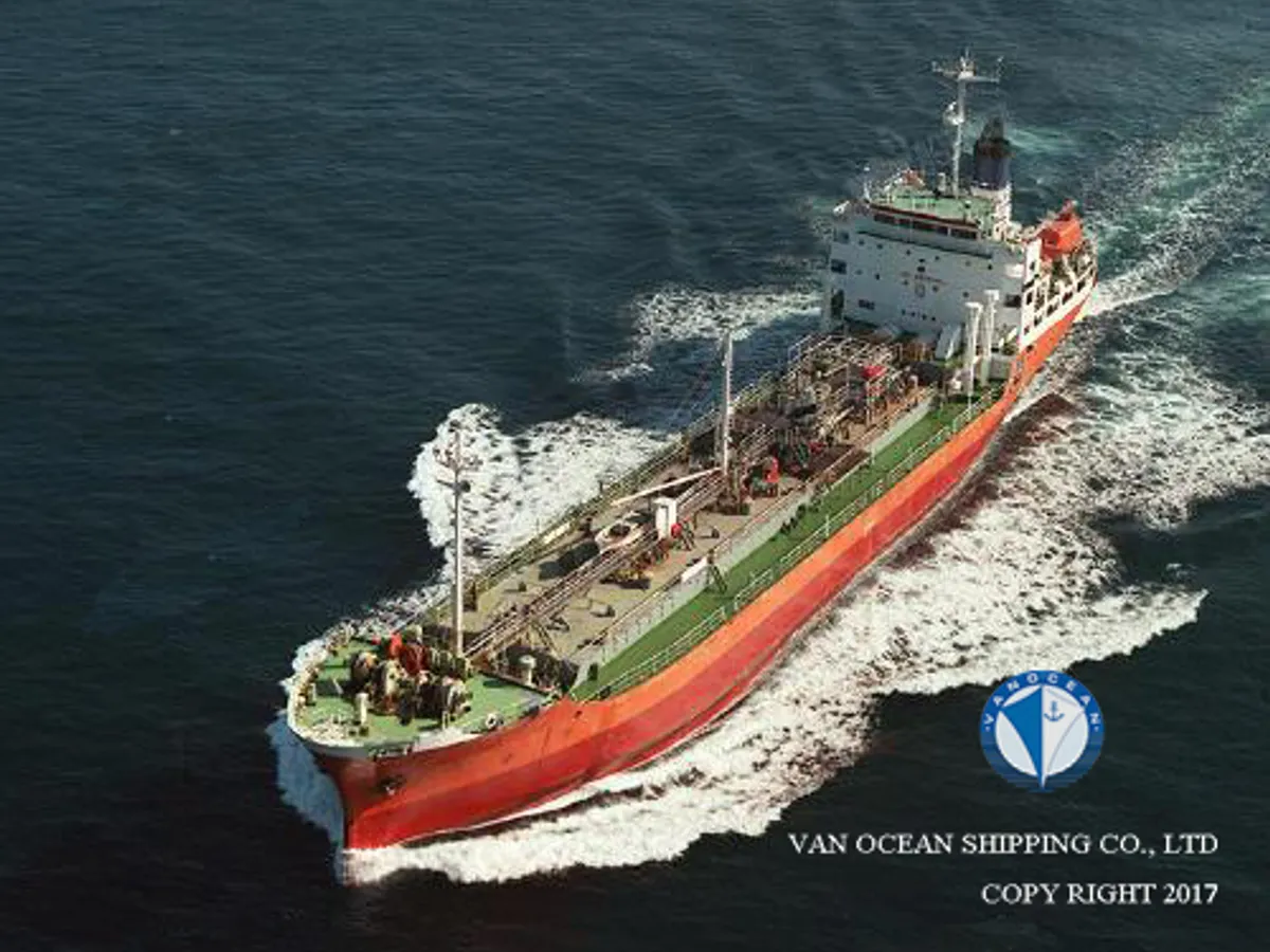 Pétrolier / chimiquier à vendre
