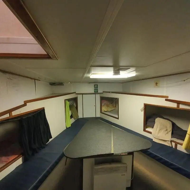 Bateau patrouilleur à vendre