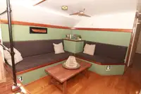 Hôtel flottant à vendre