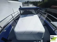 Bateau pilote à vendre