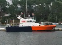 Bateau pilote à vendre