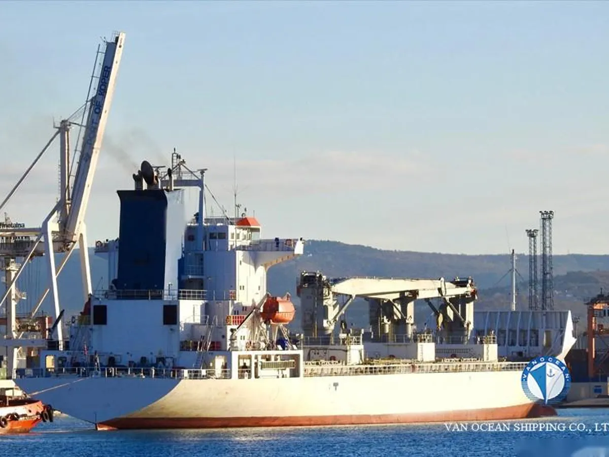 Navire frigorifique à vendre