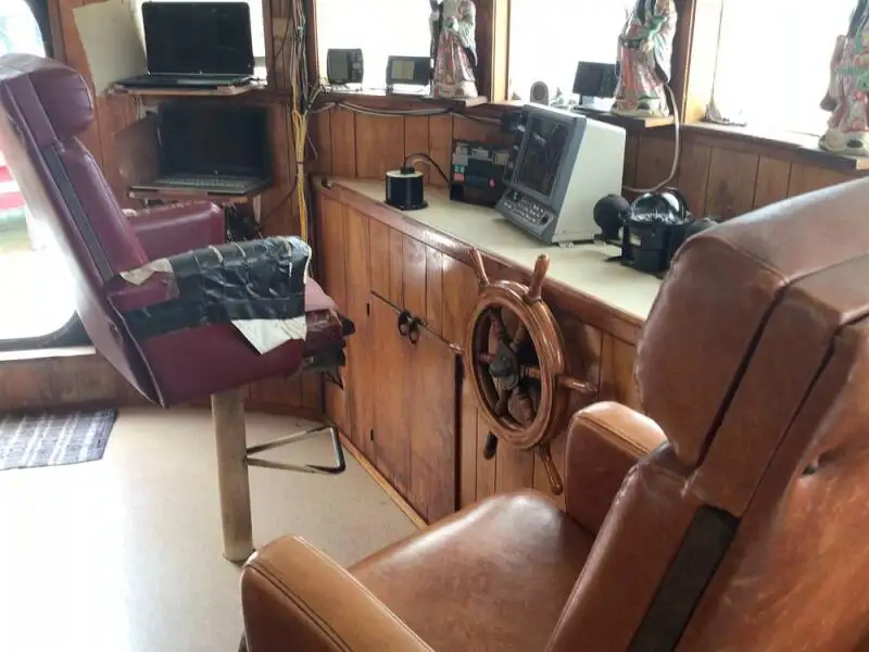 Chalutier à vendre