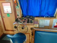 Bateau de transport d'équipage à vendre