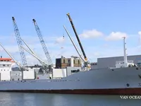 Navire frigorifique à vendre