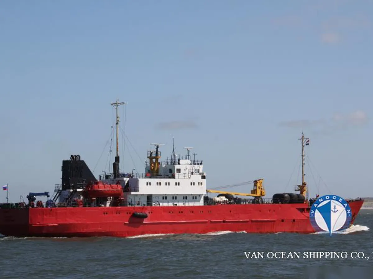 Navire frigorifique à vendre