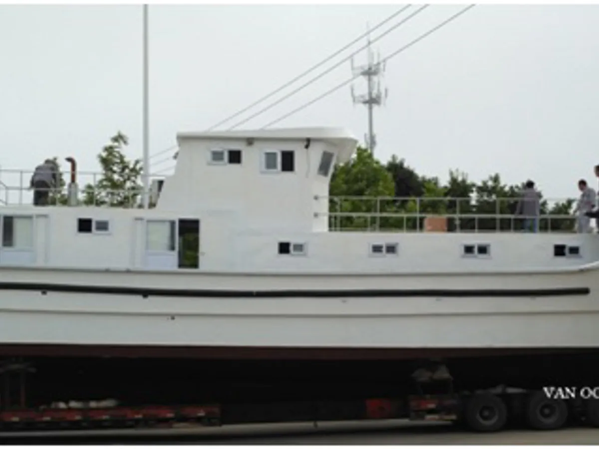 Chalutier à vendre