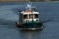 Bateau d'équipage à vendre