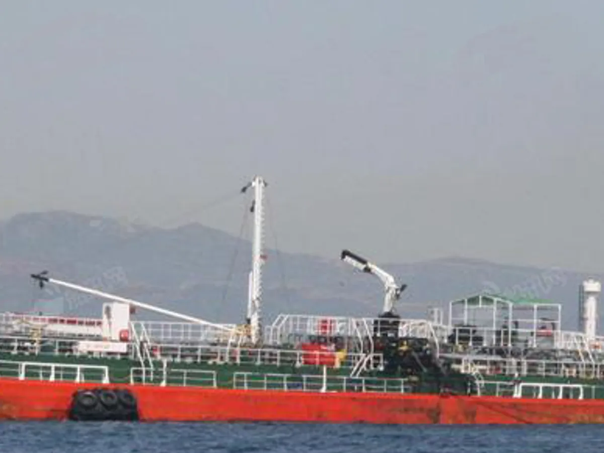 Pétrolier / chimiquier à vendre