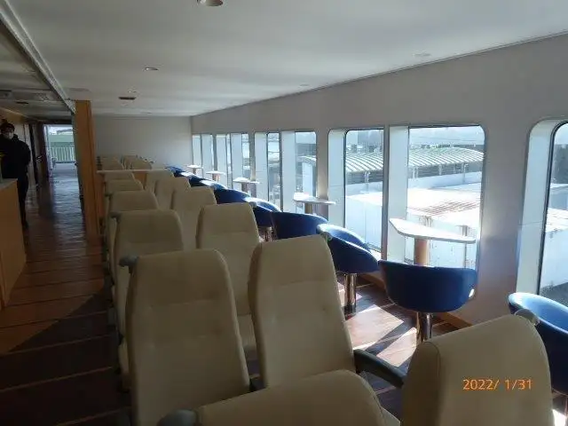 Navire-ferry à vendre