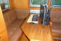 Navire d'arpentage à vendre