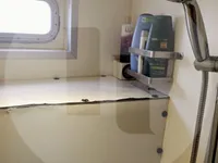 Navire d'arpentage à vendre