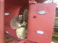 Bateaux de travail à vendre