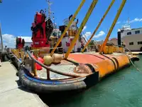 Bateaux de travail à vendre