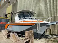 Bateaux de travail à vendre