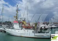 Navire d'arpentage à vendre