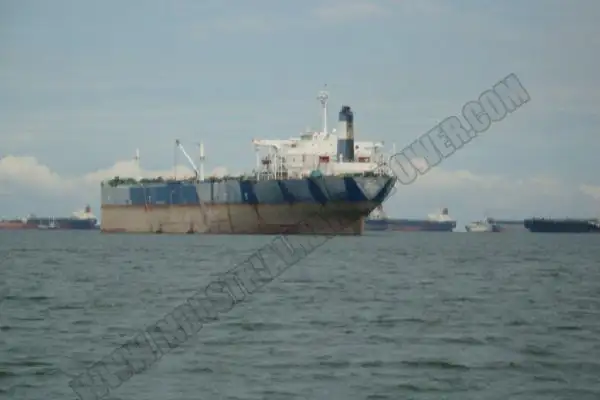 Pétrolier / chimiquier à vendre