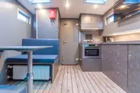 Navire d'arpentage à vendre