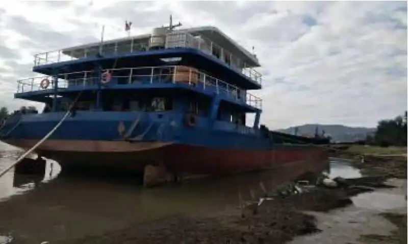 Péniche à vendre