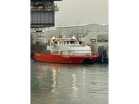Bateau de transport d'équipage à vendre