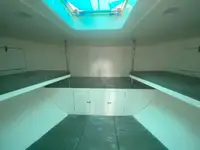 Bateau de transport d'équipage à vendre