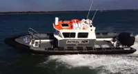 Bateau pneumatique semi-rigide à vendre