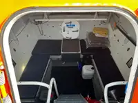 Bateau de transport d'équipage à vendre