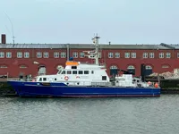 Bateau patrouilleur à vendre