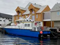 Bateau patrouilleur à vendre