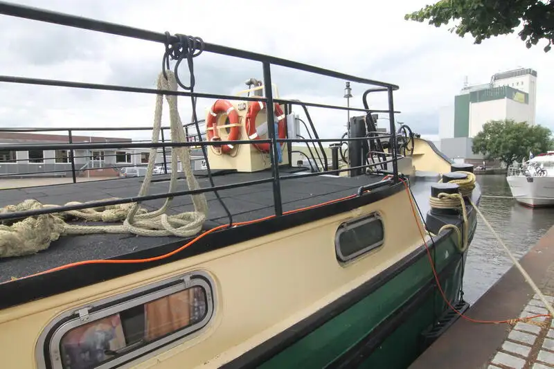 Péniche à vendre