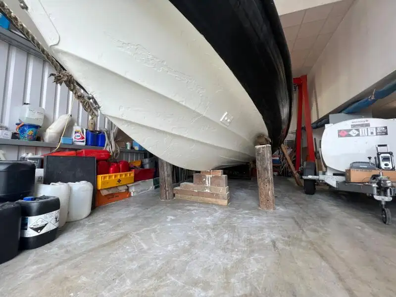 Bateaux de travail à vendre