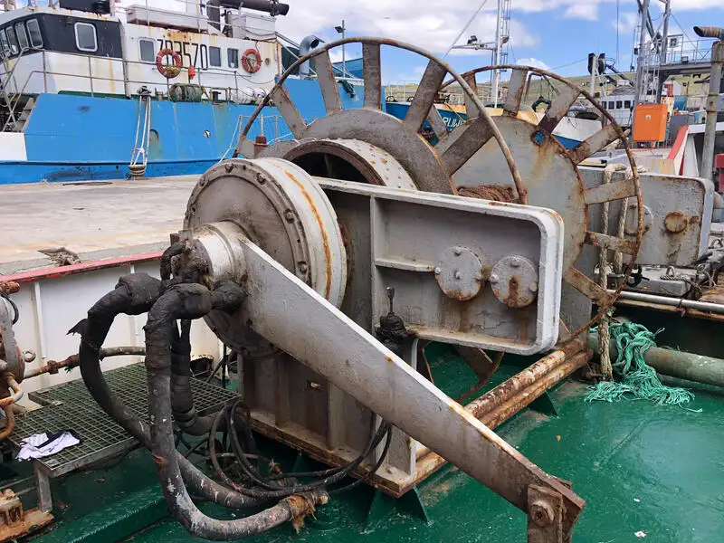 Chalutier à vendre