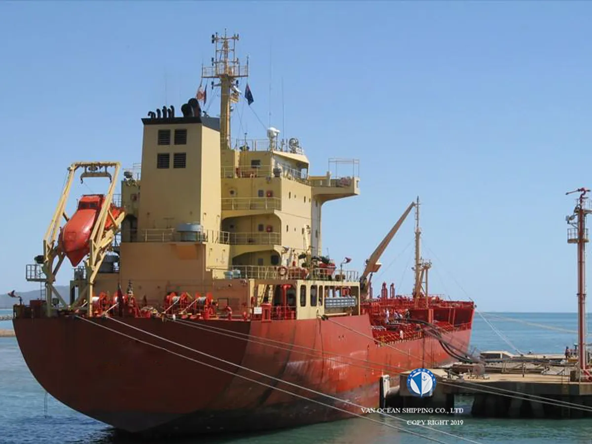 Pétrolier / chimiquier à vendre