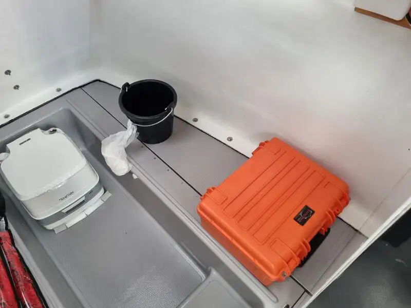 Navire porte-conteneurs à vendre