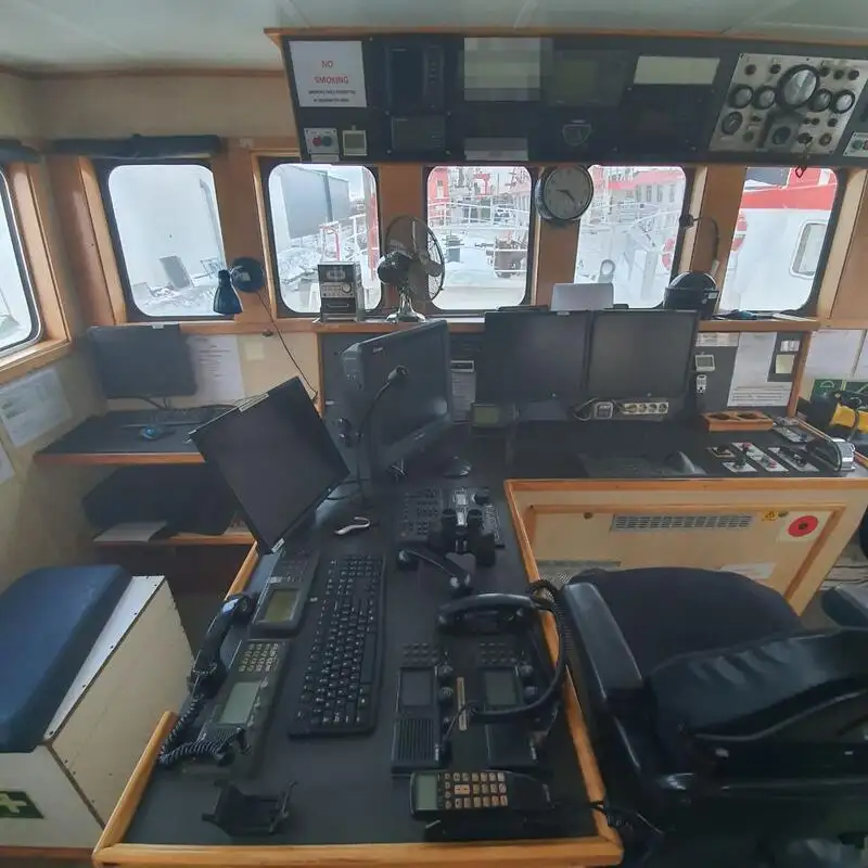 Bateau patrouilleur à vendre