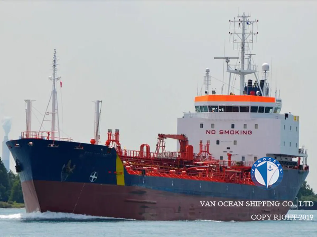 Pétrolier / chimiquier à vendre