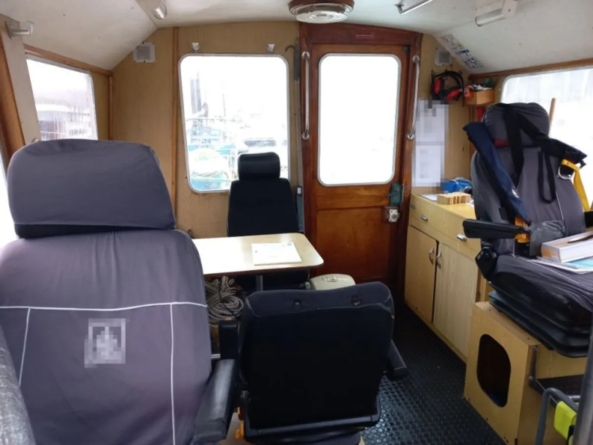 Bateau pilote à vendre