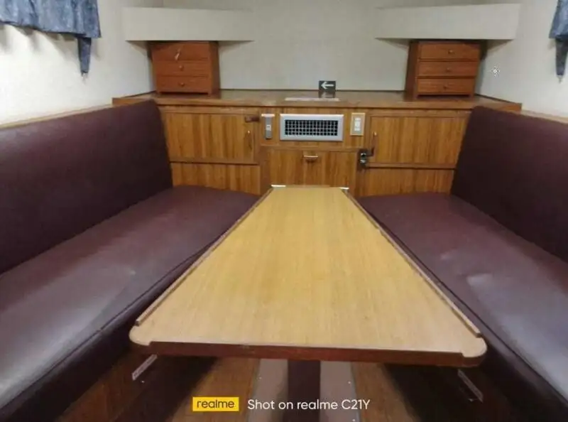 Bateau pilote à vendre