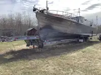 Bateaux de travail à vendre