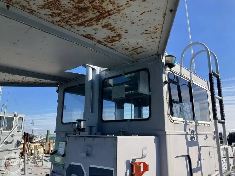 Navire de débarquement, citerne à vendre