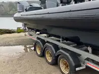 Bateau pneumatique semi-rigide à vendre