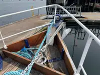 Bateau pilote à vendre