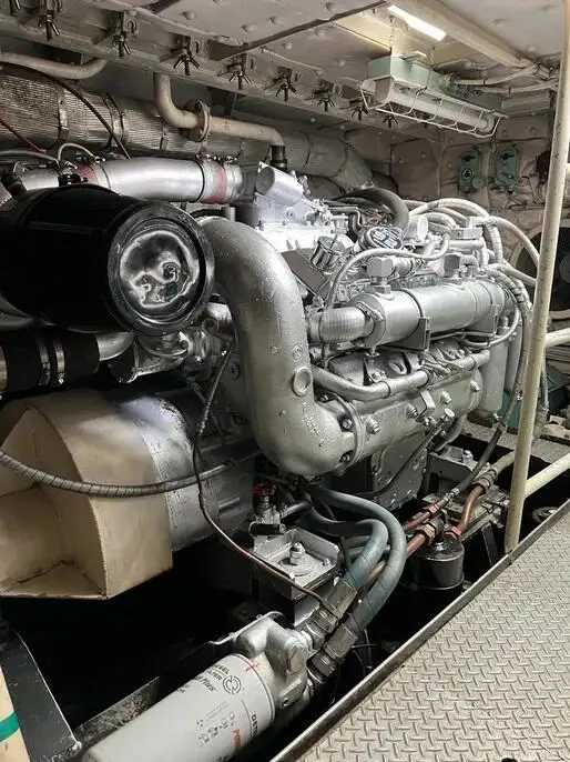 Bateau patrouilleur à vendre