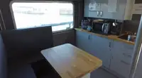 Navire d'arpentage à vendre