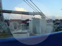 Chalutier à flottaison à vendre