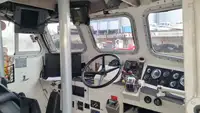 Bateaux de travail à vendre