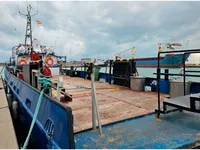 Bateau de transport d'équipage à vendre