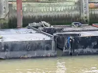 Ponton à vendre